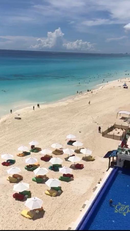 Studio Oceanfront Prime Location Cancún Extérieur photo